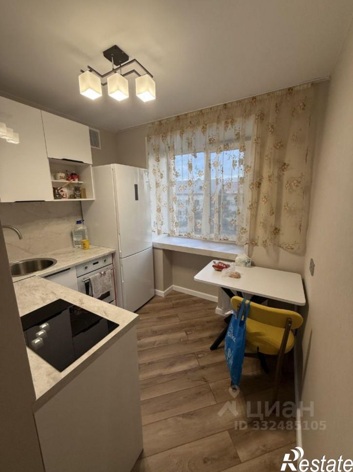 2-комн квартира Амурский б-р, 51,  д. 51