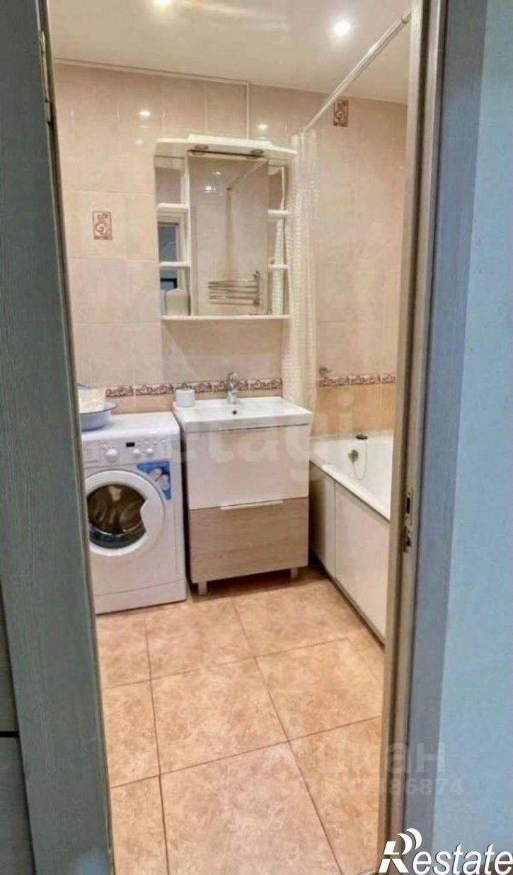 3-комн квартира ул Юнгов, 12,  д. 12