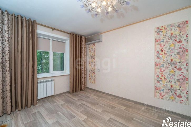 3-комн квартира ул Панфиловцев, 27а,  д. 27а