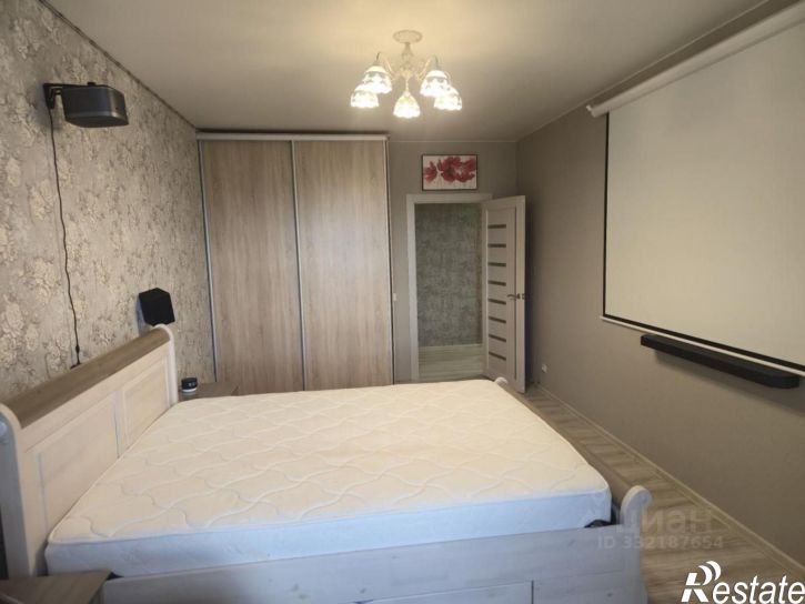 2-комн квартира Пилотов пер, 10,  д. 10