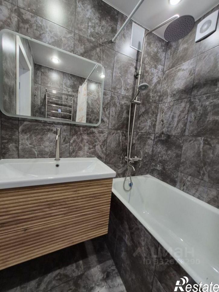 3-комн квартира ул Стрельникова, 6а,  д. 6а