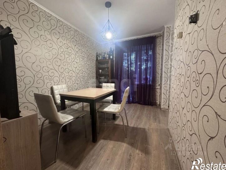 4-комн квартира ул Трехгорная, 61б,  д. 61б