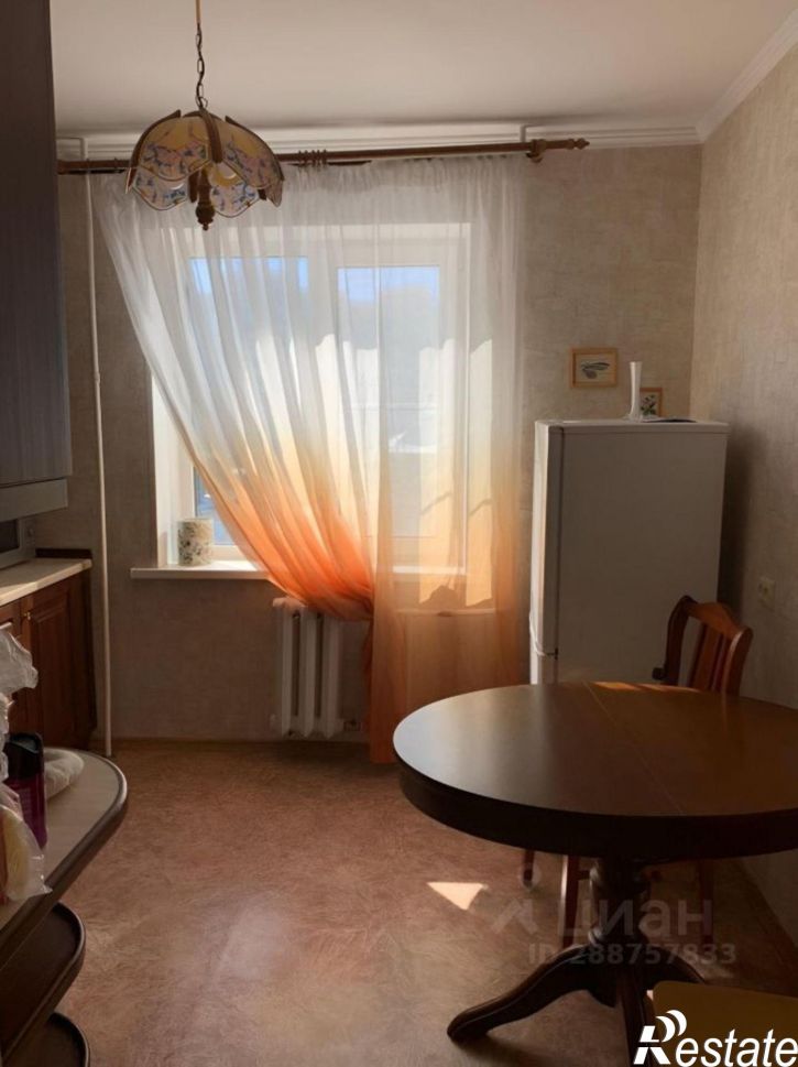 2-комн квартира ул Запарина, 32,  д. 32