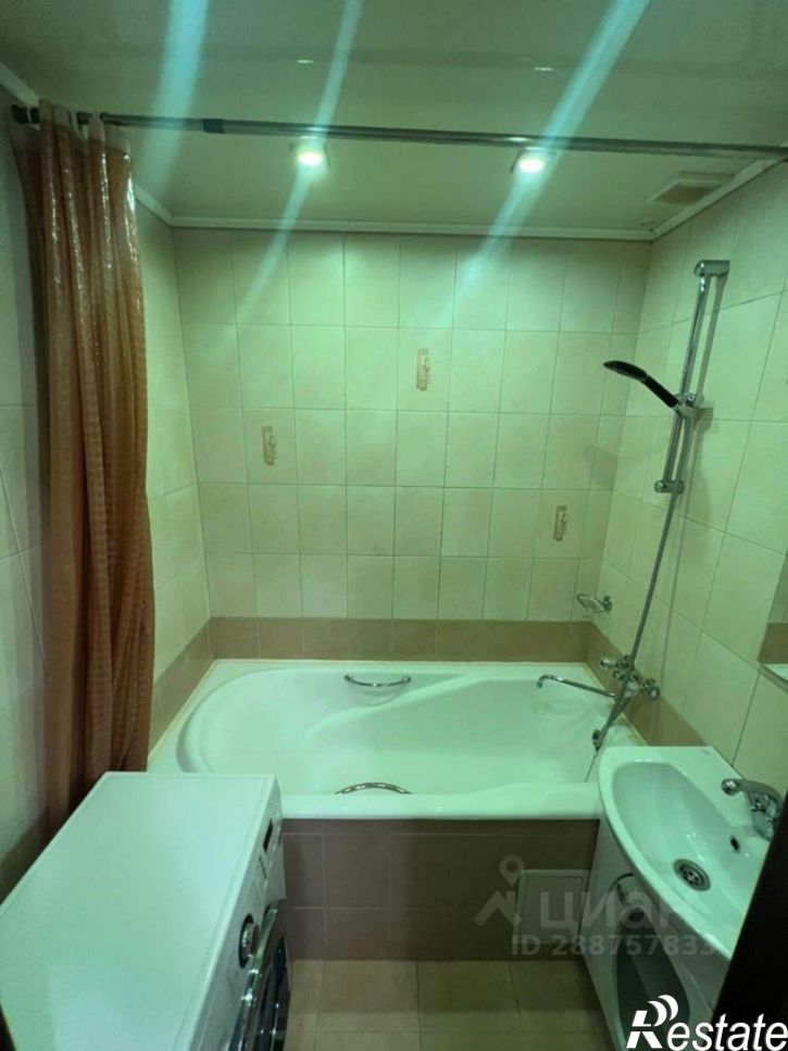 2-комн квартира ул Запарина, 32,  д. 32