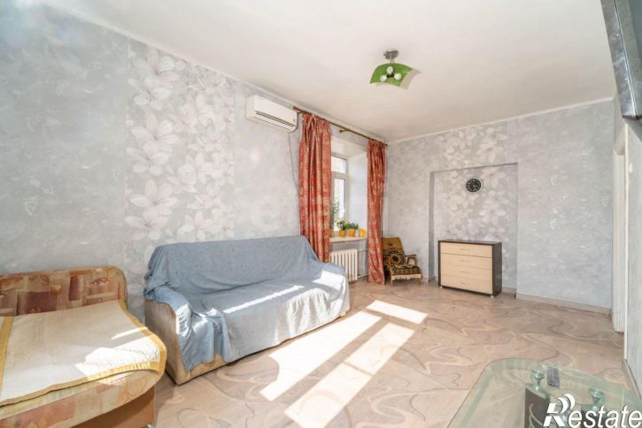3-комн квартира ул Дзержинского, 66,  д. 66