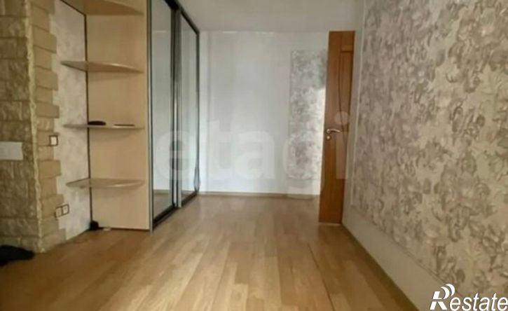 3-комн квартира ул Дзержинского, 39,  д. 39