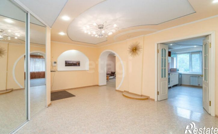 3-комн квартира ул Лейтенанта Шмидта, 2,  д. 2