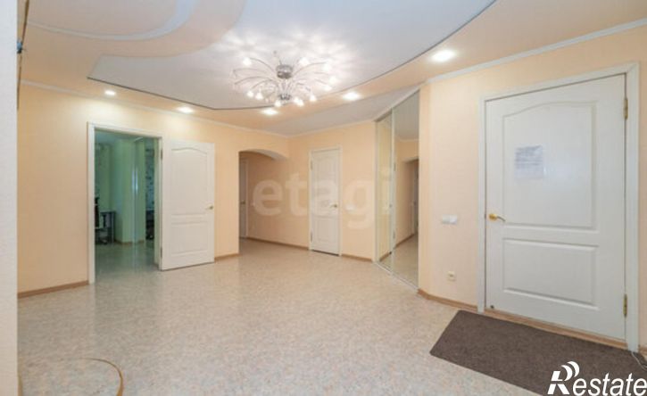 3-комн квартира ул Лейтенанта Шмидта, 2,  д. 2