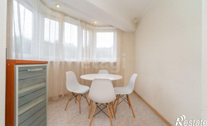 3-комн квартира ул Лейтенанта Шмидта, 2,  д. 2