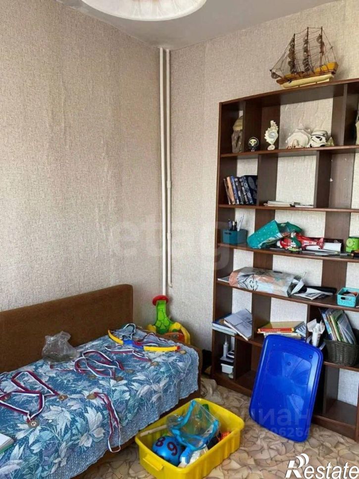3-комн квартира ул Стрельникова, 18,  д. 18