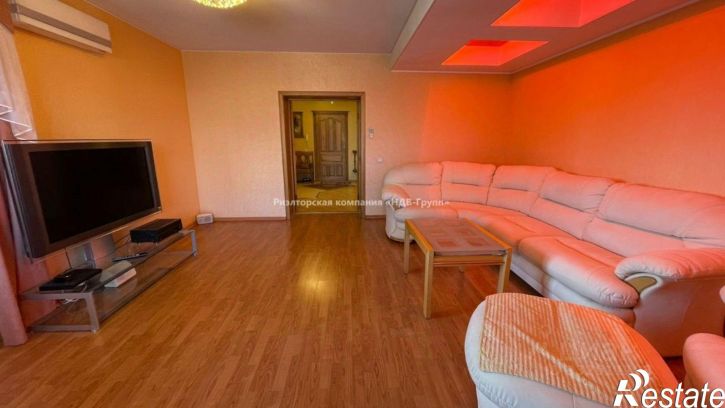 4-комн квартира Уссурийский б-р, 45,  д. 45