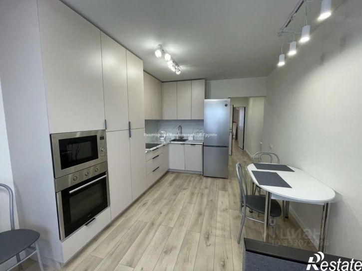 2-комн квартира ул Лейтенанта Шмидта, 34,  д. 34