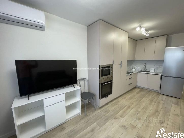 2-комн квартира ул Лейтенанта Шмидта, 34,  д. 34