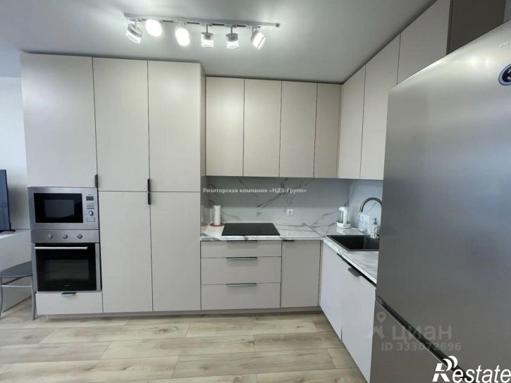 2-комн квартира ул Лейтенанта Шмидта, 34,  д. 34