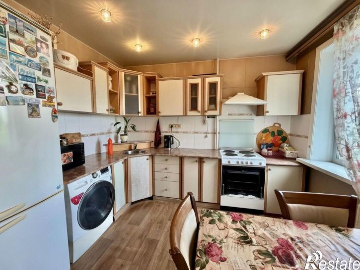 3-комн квартира ул Беломорская, 27,  д. 27