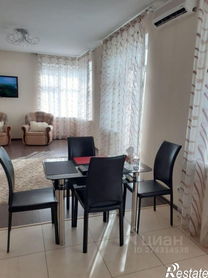 2-комн квартира ул Запарина, 53,  д. 53