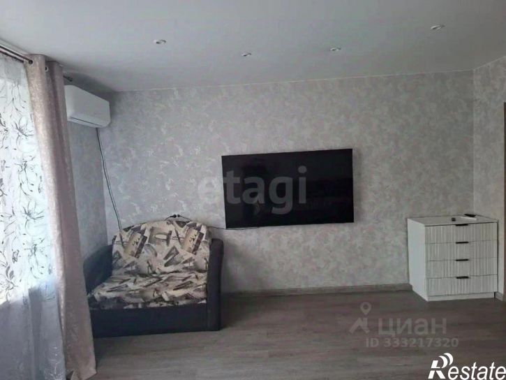 3-комн квартира ул Саратовская, 10А,  д. 10А