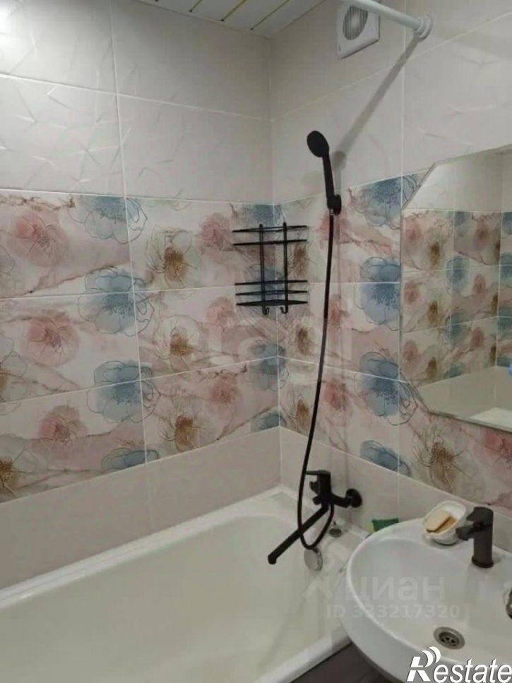 3-комн квартира ул Саратовская, 10А,  д. 10А