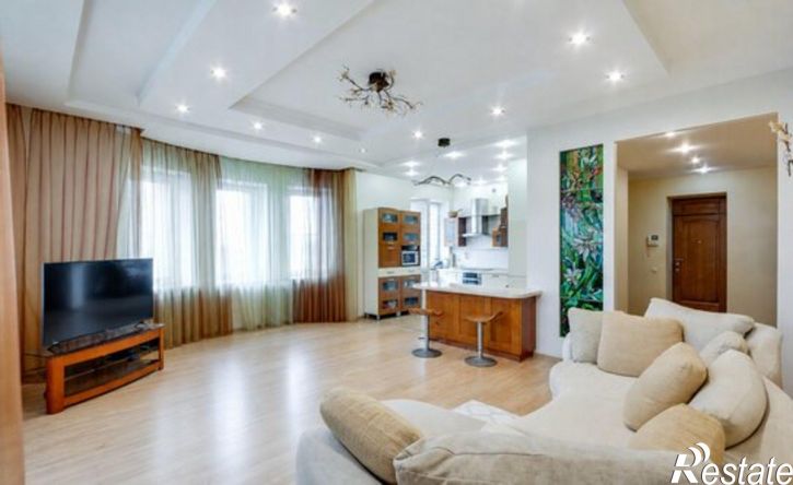 3-комн квартира ул Шеронова, 103,  д. 103