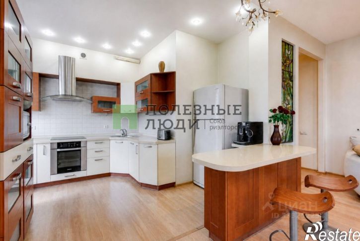 3-комн квартира ул Шеронова, 103,  д. 103