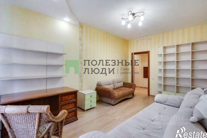 3-комн квартира ул Шеронова, 103,  д. 103
