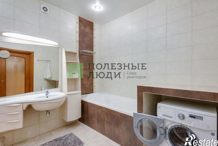 3-комн квартира ул Шеронова, 103,  д. 103