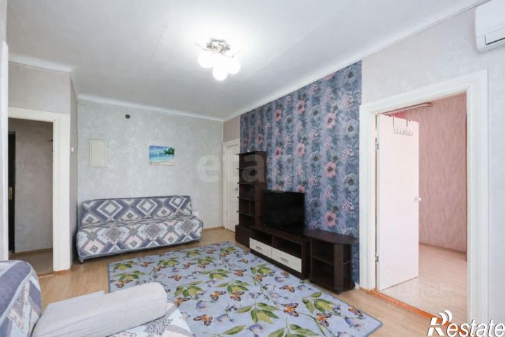 2-комн квартира Амурский б-р, 23,  д. 23