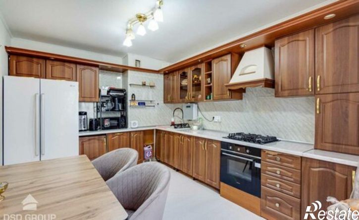 3-комн квартира пер Дзержинского, 24,  д. 24