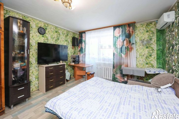 4-комн квартира ул Артемовская, 83,  д. 83