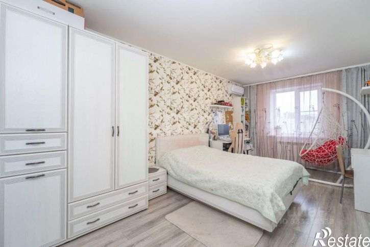 4-комн квартира ул Шеронова, 3,  д. 3