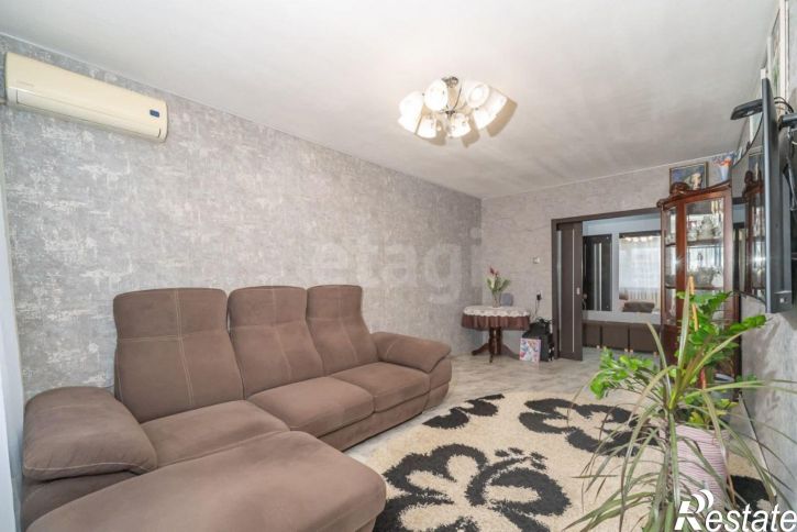 4-комн квартира ул Шеронова, 3,  д. 3