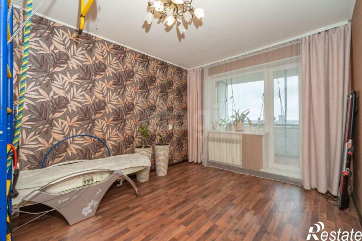 4-комн квартира ул Шеронова, 3,  д. 3