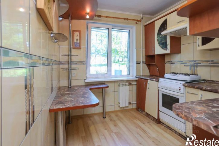 3-комн квартира ул Шеронова, 50,  д. 50