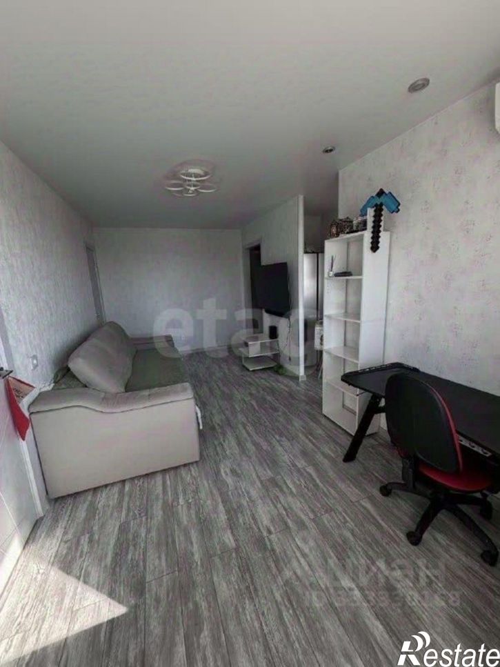 2-комн квартира пр-кт 60-летия Октября, 76,  д. 76