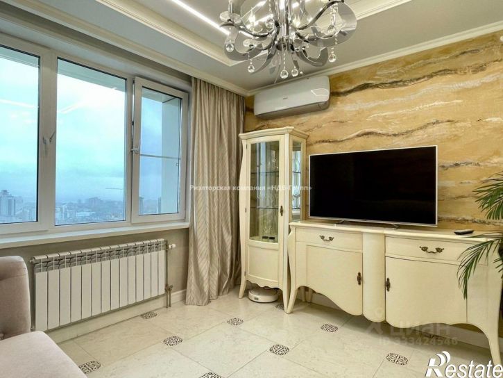 3-комн квартира ул Ленинградская, 53 1,  д. 53 1,  к. 1