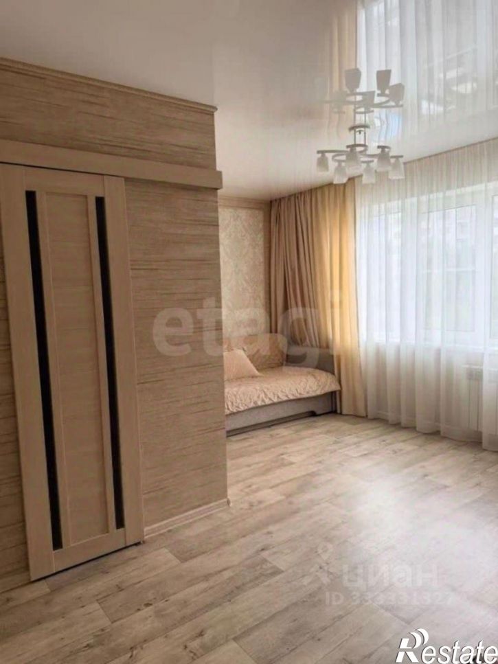 3-комн квартира ул Блюхера, 4,  д. 4