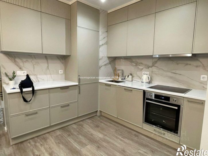 3-комн квартира ул Тургенева, 50/1,  д. 50/1