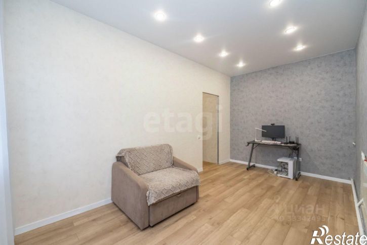 2-комн квартира ул Авроры, 21,  д. 21