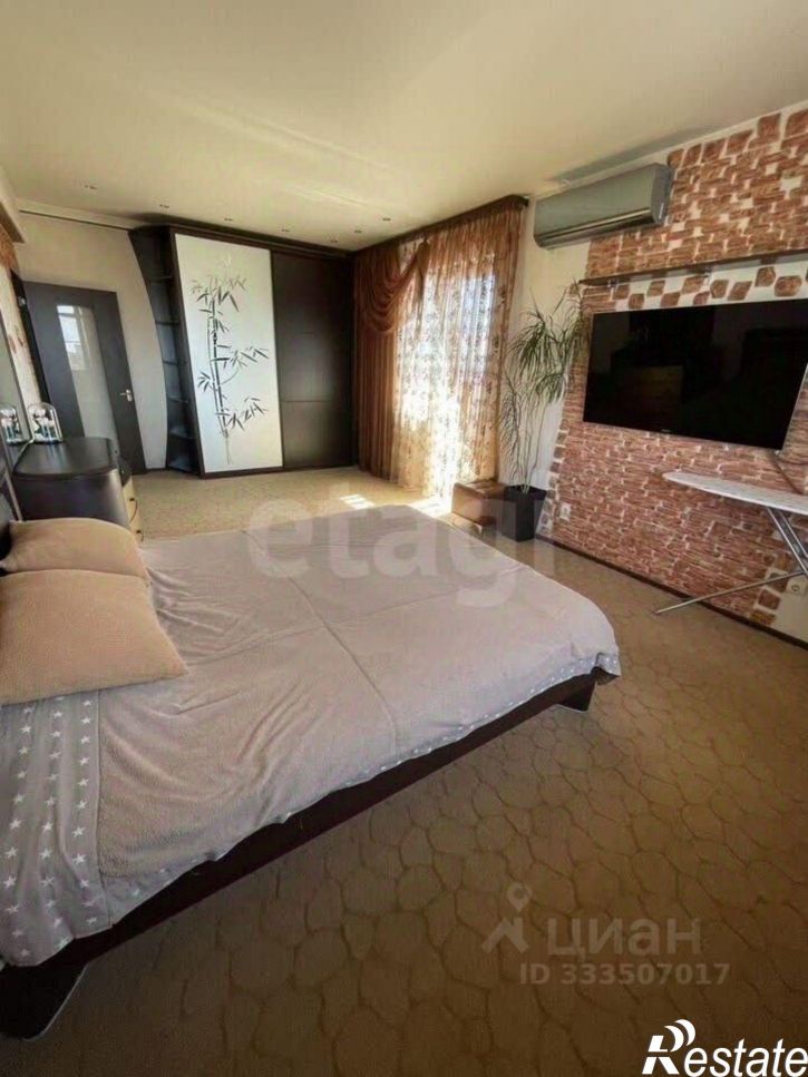 3-комн квартира ул Гамарника, 68,  д. 68