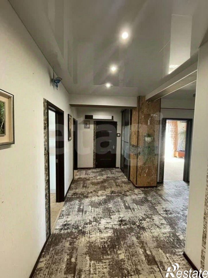 3-комн квартира ул Гамарника, 68,  д. 68