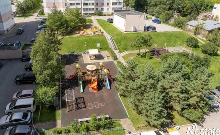 3-комн квартира ул Ленинградская, 4,  д. 4