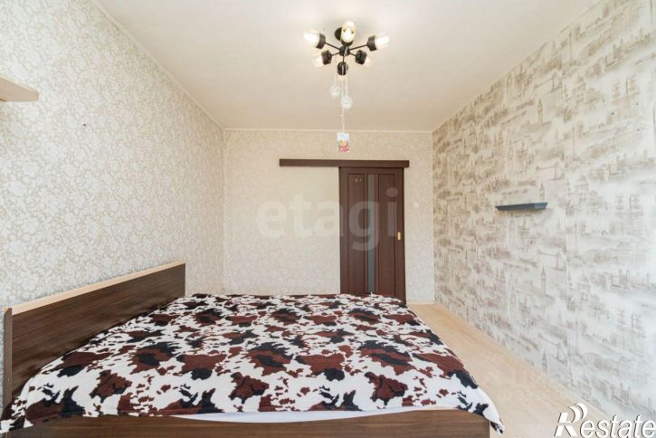 3-комн квартира улица Чехова, 4,  д. 4