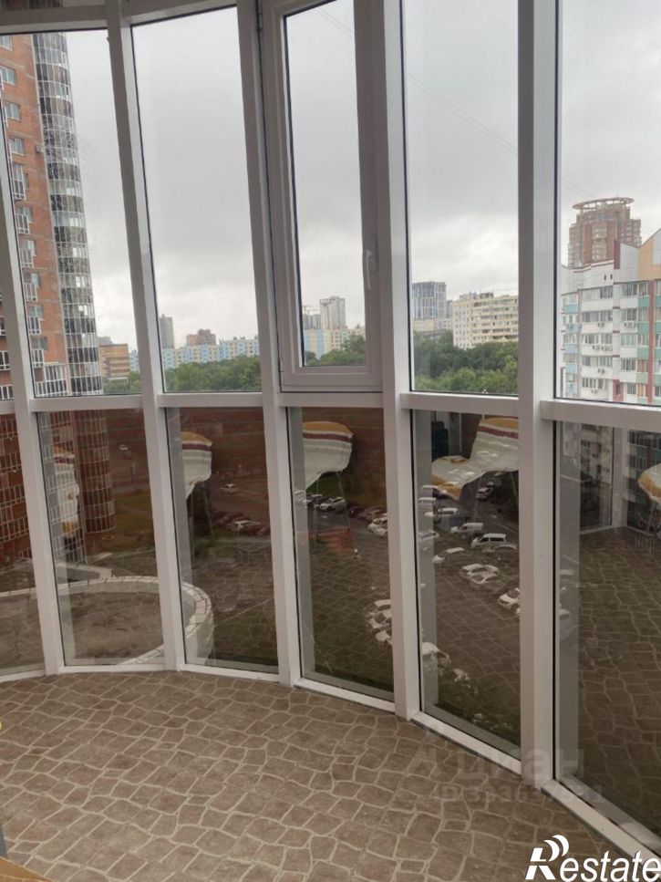 2-комн квартира улица Шеронова, 8 к3,  д. 8 к3