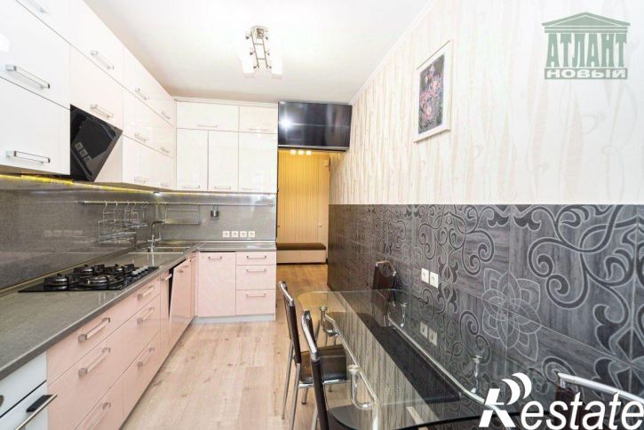 3-комн квартира ДОС квартал (Большой Аэродром), 75,  д. 75