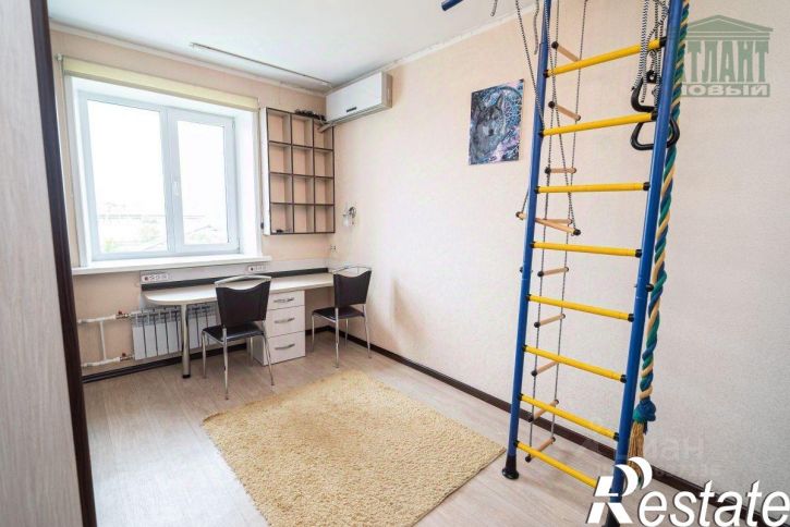3-комн квартира ДОС квартал (Большой Аэродром), 75,  д. 75
