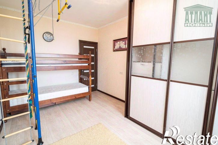 3-комн квартира ДОС квартал (Большой Аэродром), 75,  д. 75
