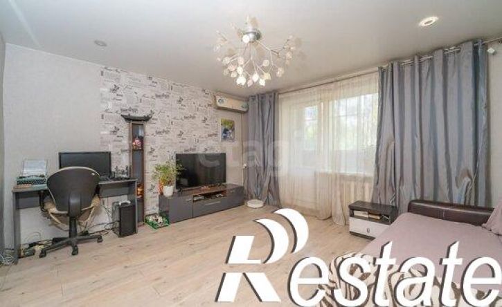 2-комн квартира ДОС квартал (Большой Аэродром), 57,  д. 57