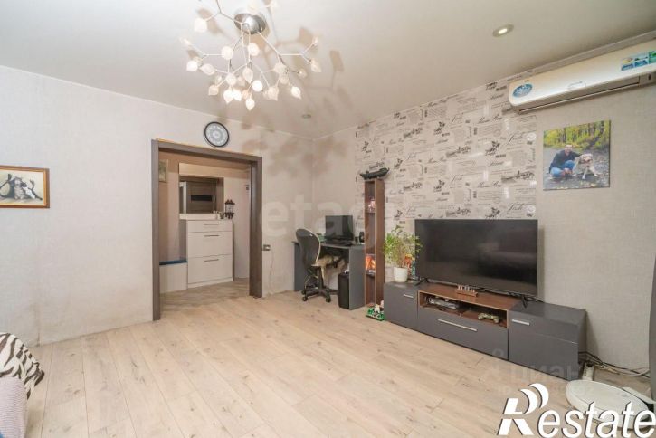 2-комн квартира ДОС квартал (Большой Аэродром), 57,  д. 57