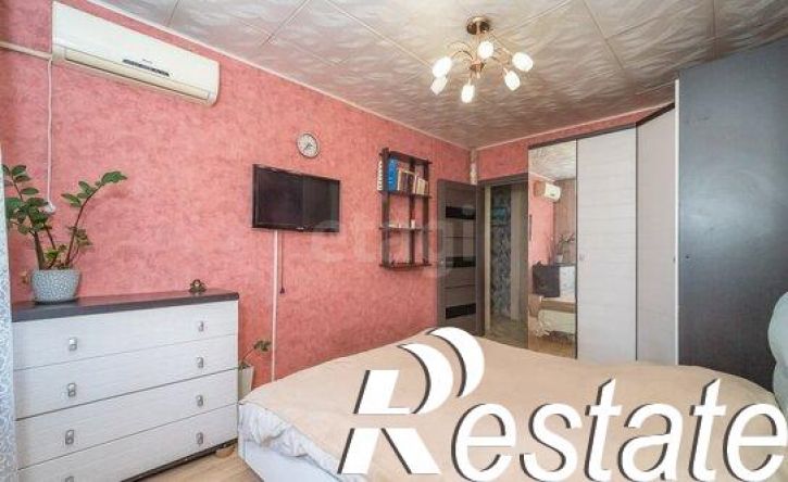2-комн квартира ДОС квартал (Большой Аэродром), 57,  д. 57
