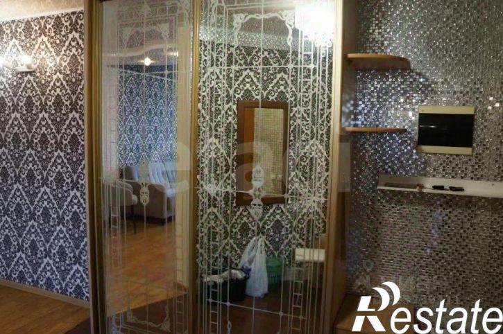 3-комн квартира улица Шеронова, 10,  д. 10